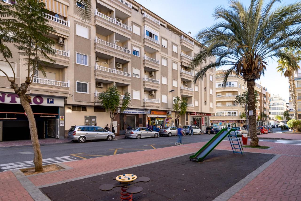 Caballero Apartment Torrevieja Kültér fotó